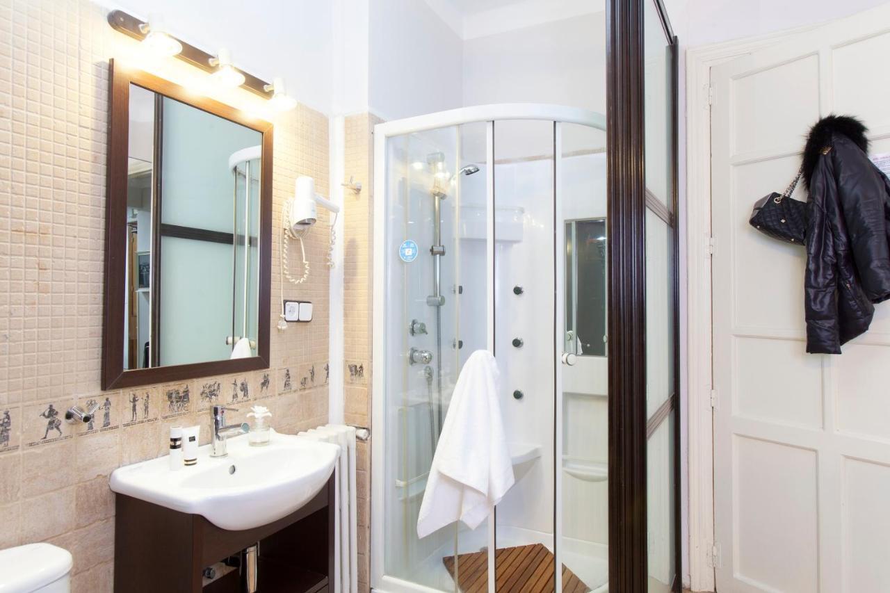 Hostal Salamanca Madrid Luaran gambar